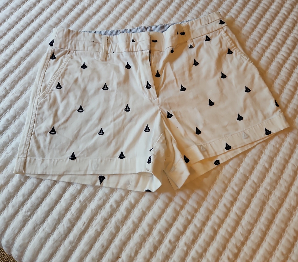 British Khaki White and Black Bermudas